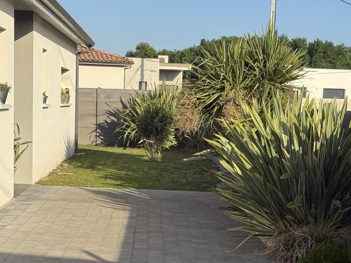 Un an après - St andré de cubzac - Plantation gazon 3bis