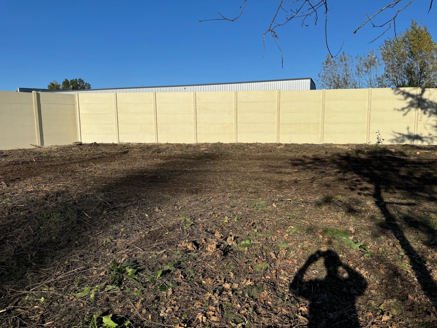Après - Saint-Loubès - Pose d'une clôture en béton 3